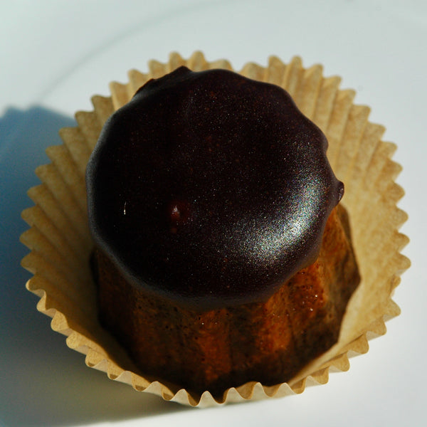 Chocolate-topped canelé